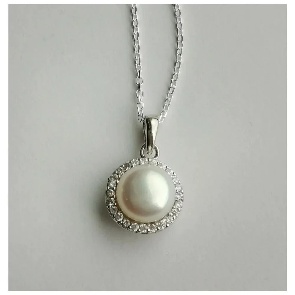 White cultured pearl pendant necklace with cz halo NEW - Picture 5 of 5